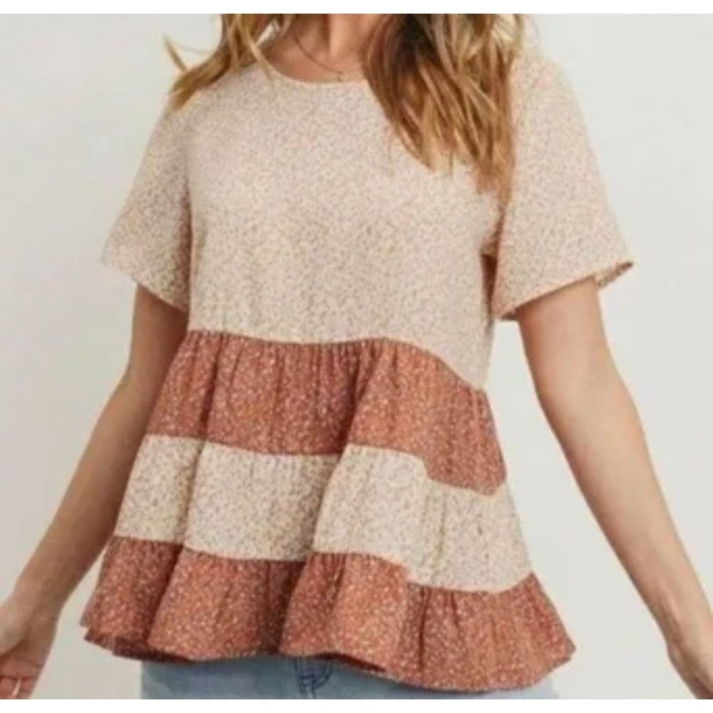 Papercrane Floral Ditsy Patch Flounce Short Sleeve Blouse